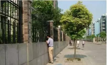 安全防范系統(tǒng)透空圍墻對射裝置